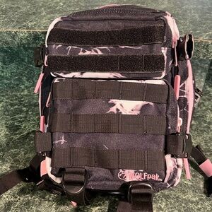 WOLF pak mini backpack- like new!